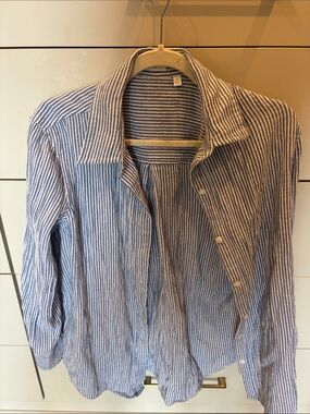 Aritzia Little Moon Cotton Shirt